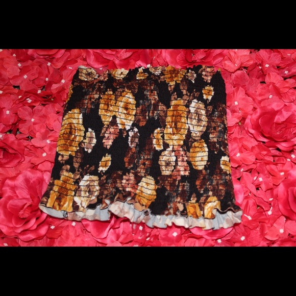 Floral crop off the shoulder top - Picture 1 of 1